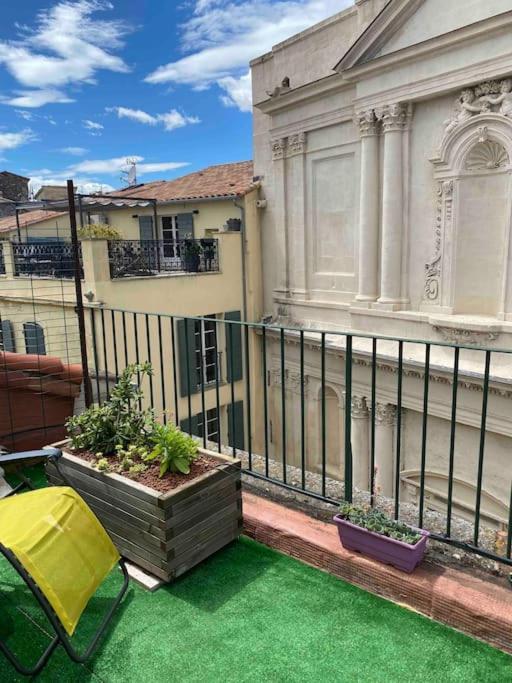 Апартаменты La Terrasse Ensoleillee Arles Camargue Экстерьер фото