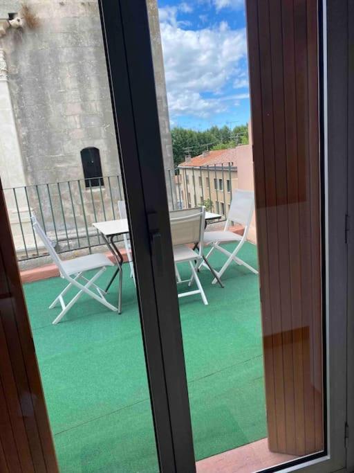 Апартаменты La Terrasse Ensoleillee Arles Camargue Экстерьер фото